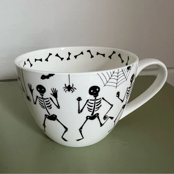 Portobello by Design Happy Haunting Dancing Skeletons 20oz Tea Coffee Mug Cup - Picture 5 of 9